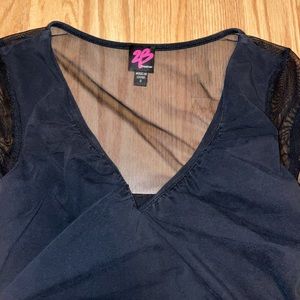 2B Bebe top